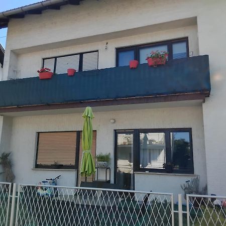 Marina Gloria Apartment Zadvorsko Exterior photo